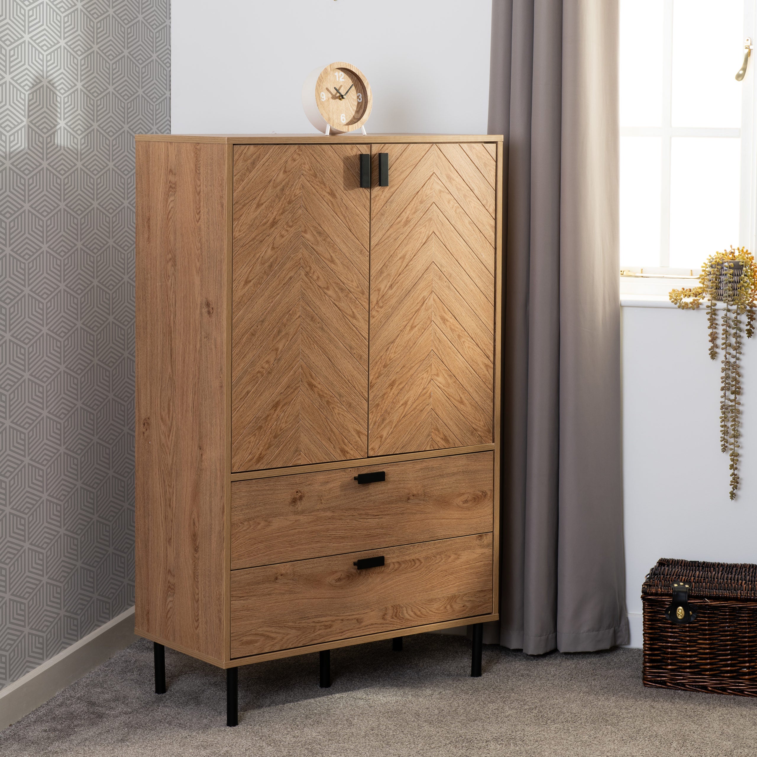 LEON 2 DOOR 2 DRAWER CABINET - MEDIUM OAK EFFECT