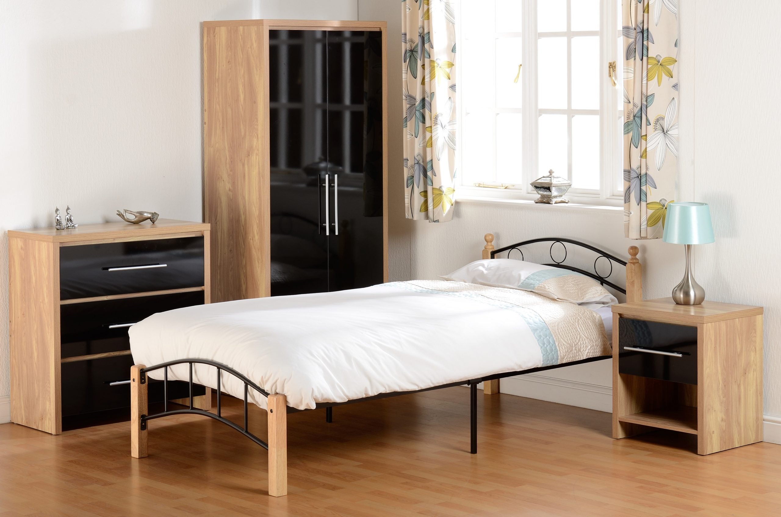 SEVILLE BEDROOM SET - BLACK GLOSS/LIGHT OAK EFFECT VENEER